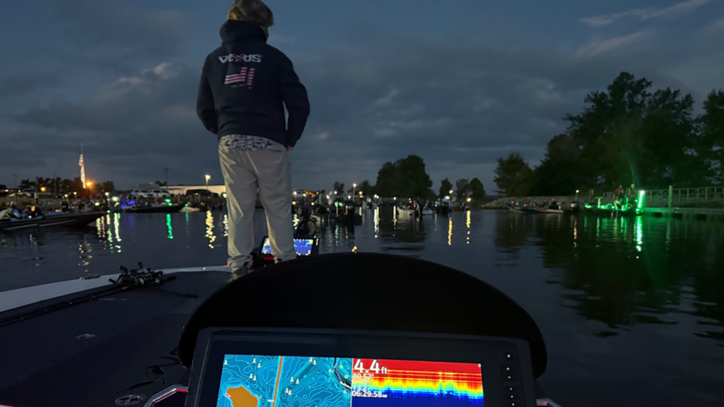 Early morning scenes from the October 3 Central Division tourney at Ross Barnett Reservoir.