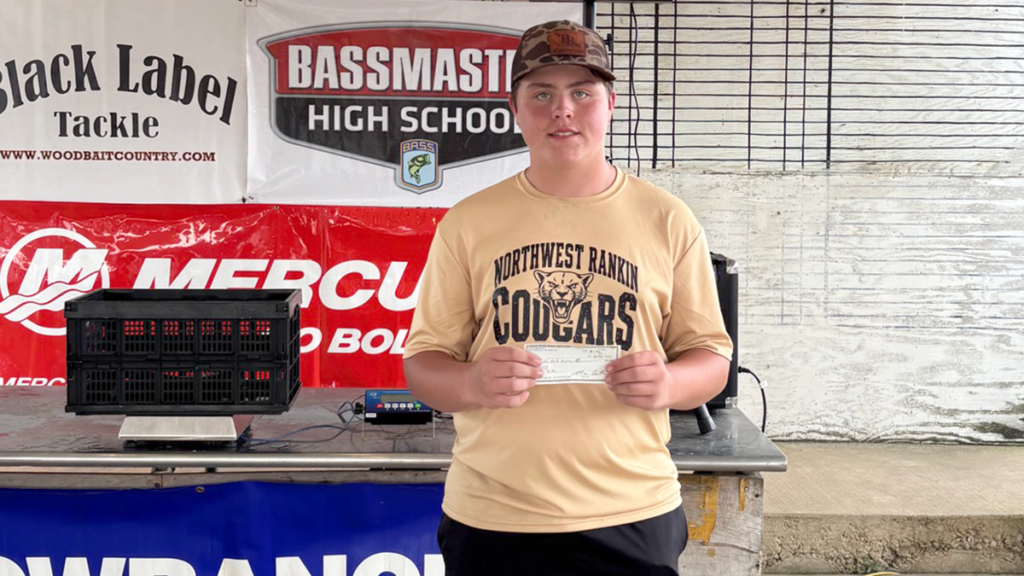 Jackson Heath, 7th Grader, finished in Third Place with a bag total of 9.34 pounds at the October 3 Central Division tourney at Ross Barnett Reservoir.